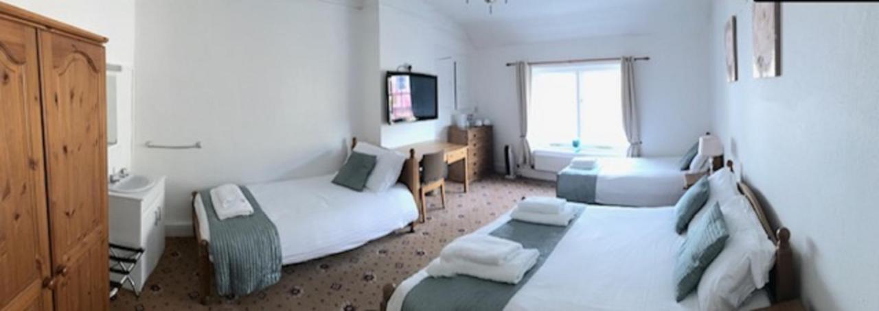 The Britannia Inn شيربورن المظهر الخارجي الصورة